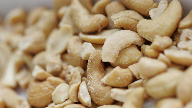 Snacking Products & Mixes